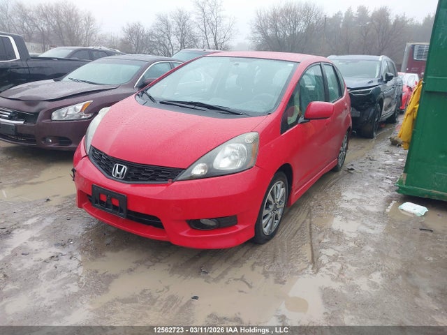 12562723 :رقم المزاد ، LUCGE8H77D3006443 vin ، 2013 Honda Fit Sport مزاد بيع