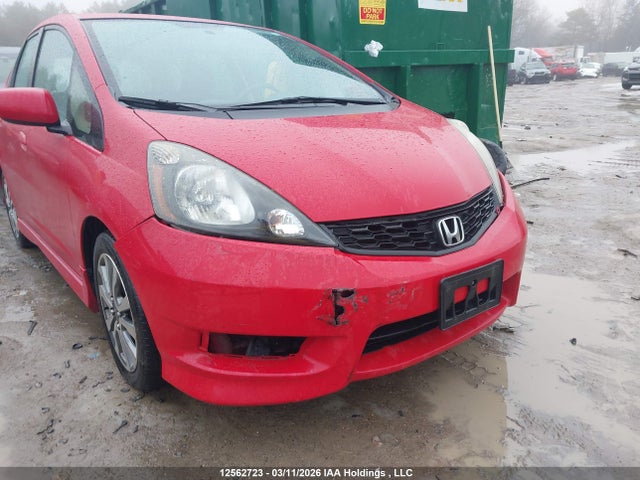 12562723 :رقم المزاد ، LUCGE8H77D3006443 vin ، 2013 Honda Fit Sport مزاد بيع