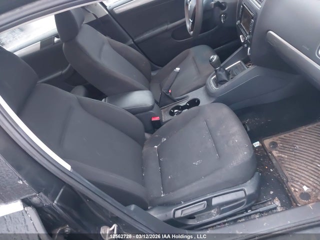 3VWB07AJXFM427116 Volkswagen Jetta 1.8 Tsi Comfortline/1.8 Tsi Trendline+