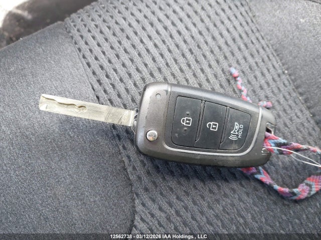 2020 Hyundai Santa Fe Essential Fwd/essential Fwd With Smartsense Package მანქანა იყიდება აუქციონზე, vin: 5NMS2CAD2LH237888, აუქციონის ნომერი: 12562738