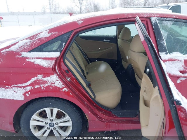 Продажа на аукционе авто 2012 Hyundai Sonata Gls, vin: 5NPEB4AC0CH373787, номер лота: 12562740