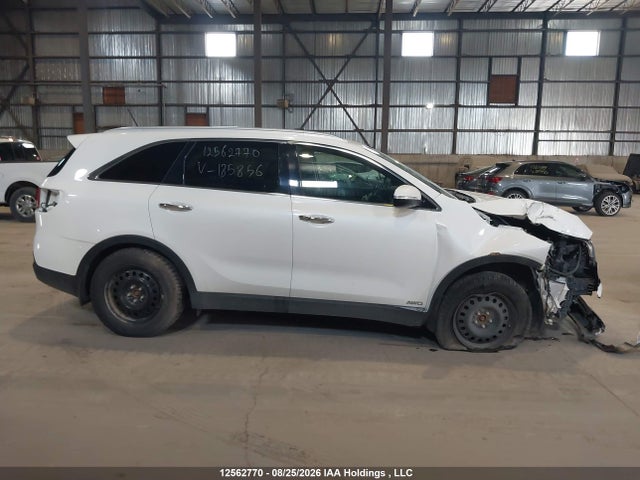 KIA SORENTO EX 2016 5XYPHDA59GG185856 Image 13