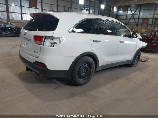 KIA SORENTO EX 2016 5XYPHDA59GG185856 Image 4