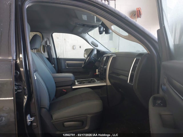 1C6RR7GM2GS270240 RAM 1500 Slt