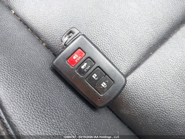 2T1BURHE4GC712576 Toyota Corolla