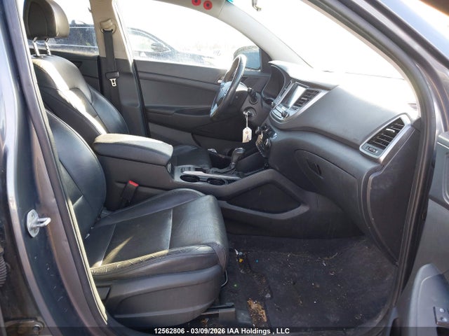 12562806 :رقم المزاد ، KM8J3CA45JU744620 vin ، 2018 Hyundai Tucson Se 2.0l مزاد بيع