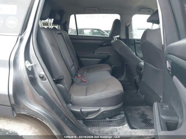 Продажа на аукционе авто 2021 Toyota Highlander Hybrid Le, vin: 5TDBBRCHXMS518550, номер лота: 12562816