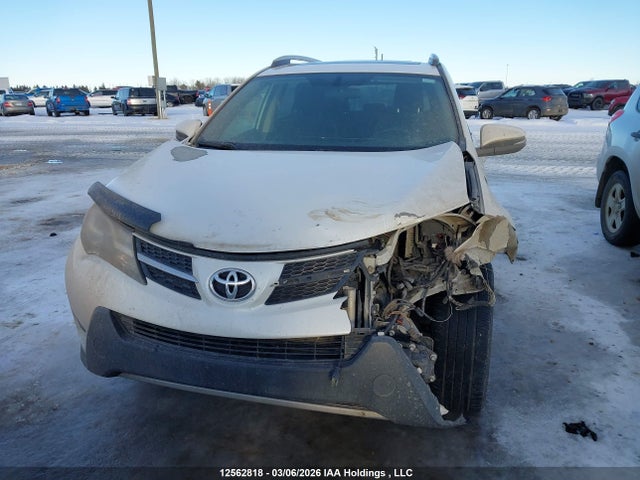 12562818 :رقم المزاد ، 2T3RFREV1FW287738 vin ، 2015 Toyota Rav4 Xle مزاد بيع