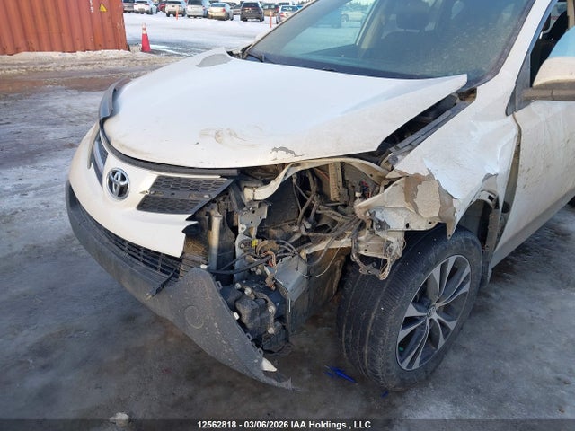 12562818 :رقم المزاد ، 2T3RFREV1FW287738 vin ، 2015 Toyota Rav4 Xle مزاد بيع