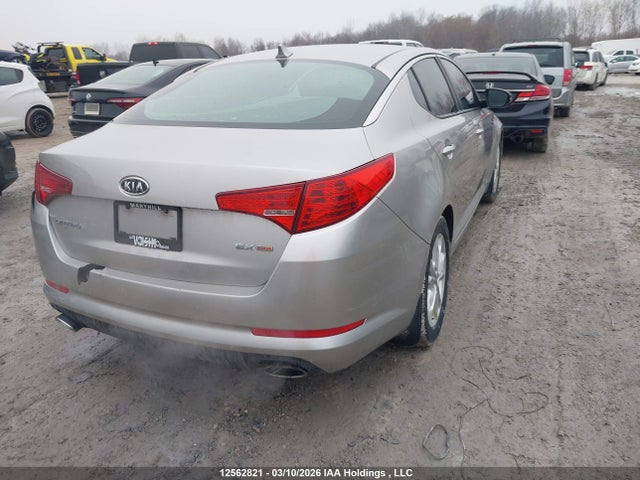 12562821 :رقم المزاد ، KNAGN4A76C5267120 vin ، 2012 Kia Optima Ex مزاد بيع