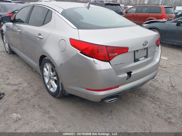 12562821 :رقم المزاد ، KNAGN4A76C5267120 vin ، 2012 Kia Optima Ex مزاد بيع