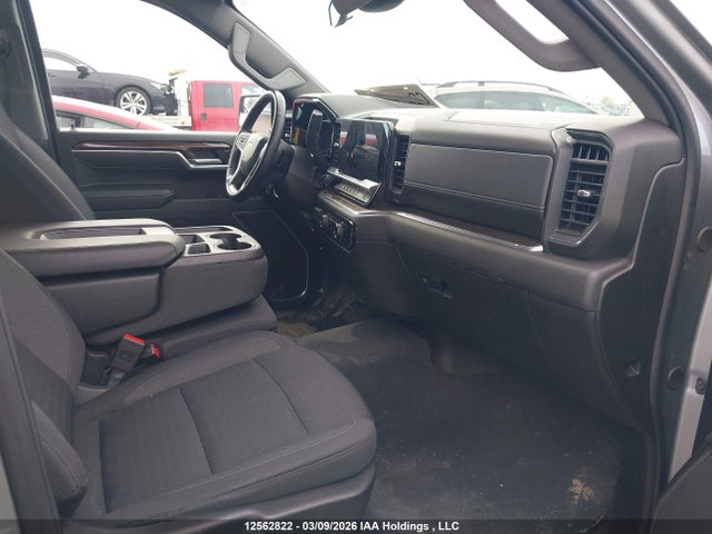 2025 Chevrolet Silverado K1500 Lt მანქანა იყიდება აუქციონზე, vin: 2GCUKDED8S1121901, აუქციონის ნომერი: 12562822
