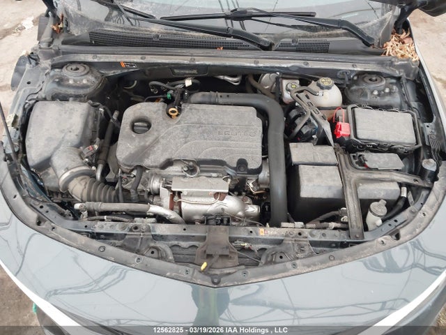 1G1ZD5STXMF021370 Chevrolet MALIBU LT