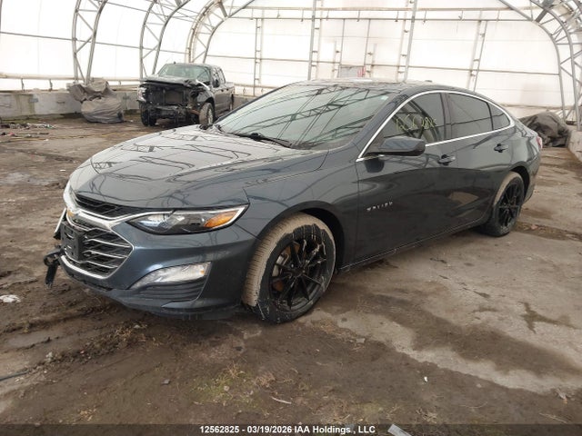 1G1ZD5STXMF021370 Chevrolet MALIBU LT
