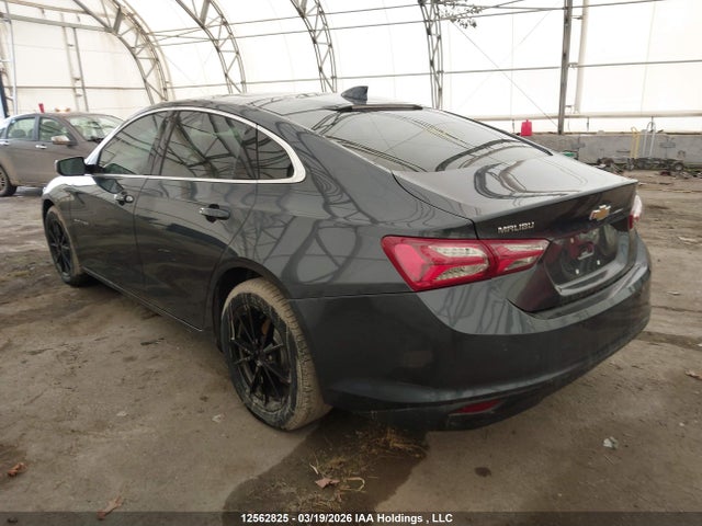 1G1ZD5STXMF021370 Chevrolet MALIBU LT