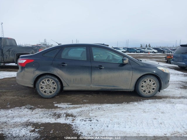 12562830 :رقم المزاد ، 1FADP3F27DL256038 vin ، 2013 Ford Focus Se مزاد بيع