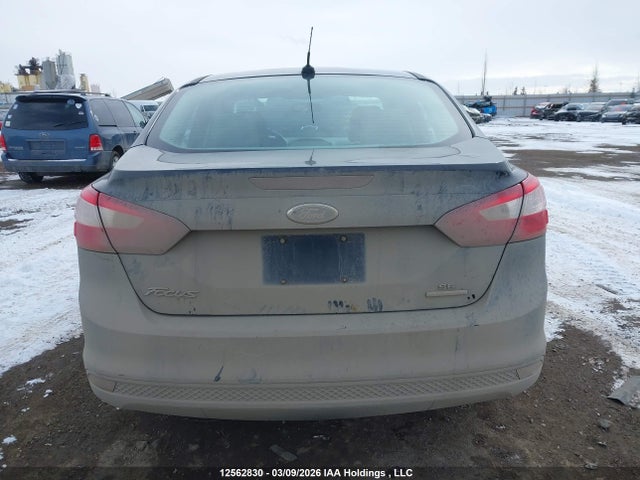 12562830 :رقم المزاد ، 1FADP3F27DL256038 vin ، 2013 Ford Focus Se مزاد بيع