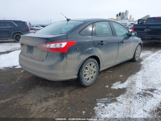 12562830 :رقم المزاد ، 1FADP3F27DL256038 vin ، 2013 Ford Focus Se مزاد بيع