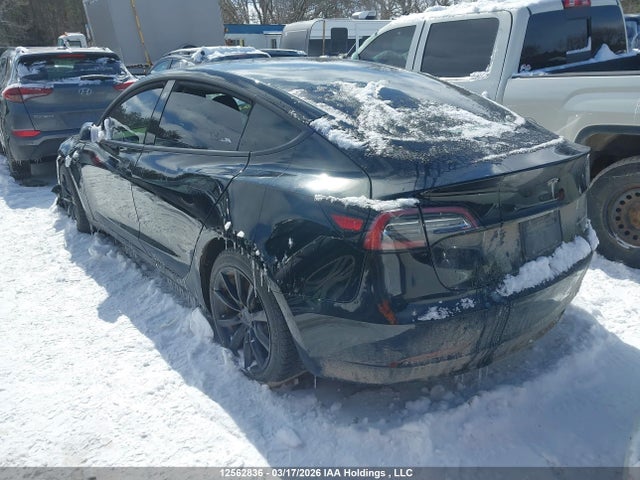 5YJ3E1EBXNF110173 Tesla Model 3 Long Range