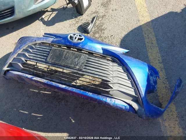 VNKKTUD31KA103332 Toyota YARIS LE