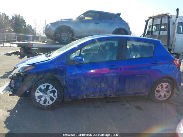 VNKKTUD31KA103332 Toyota YARIS LE