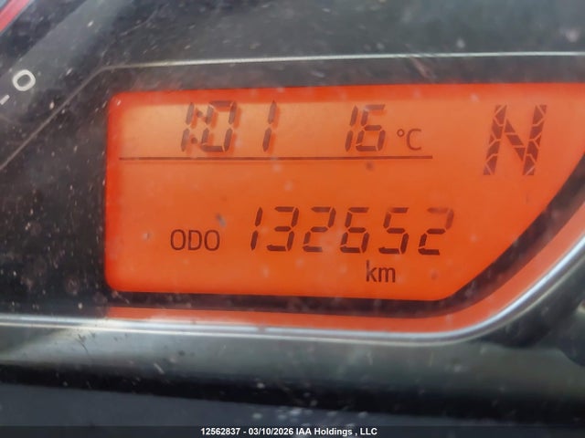 VNKKTUD31KA103332 Toyota YARIS LE