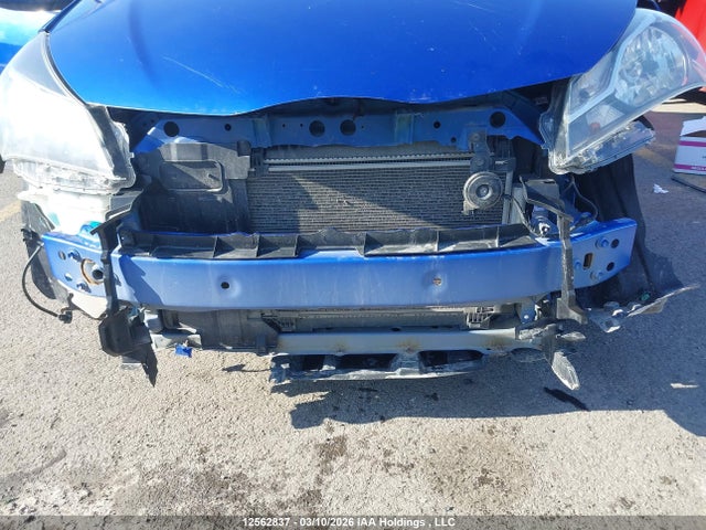 VNKKTUD31KA103332 Toyota YARIS LE