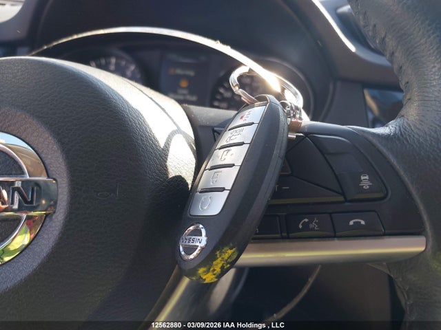 12562880 :رقم المزاد ، 5N1AT2MV5HC796411 vin ، 2017 Nissan Rogue مزاد بيع