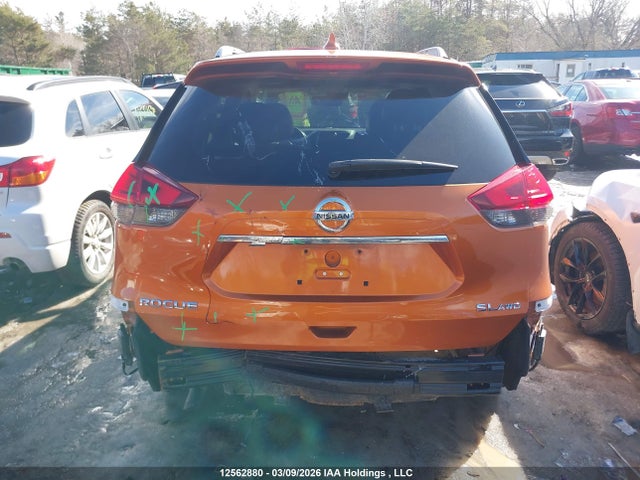 12562880 :رقم المزاد ، 5N1AT2MV5HC796411 vin ، 2017 Nissan Rogue مزاد بيع