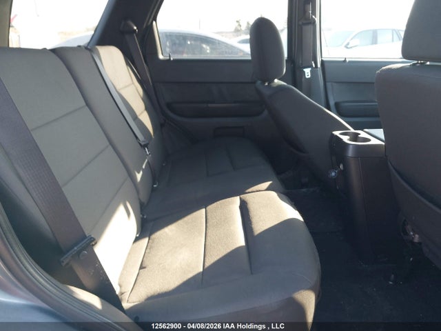 Продажа на аукционе авто 2010 Ford Escape, vin: 1FMCU0DG4AKC86767, номер лота: 12562900
