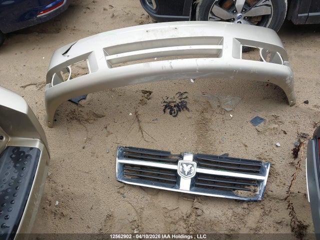 12562902 :رقم المزاد ، 2D8HN44HX8R601818 vin ، 2008 Dodge Grand Caravan Se مزاد بيع
