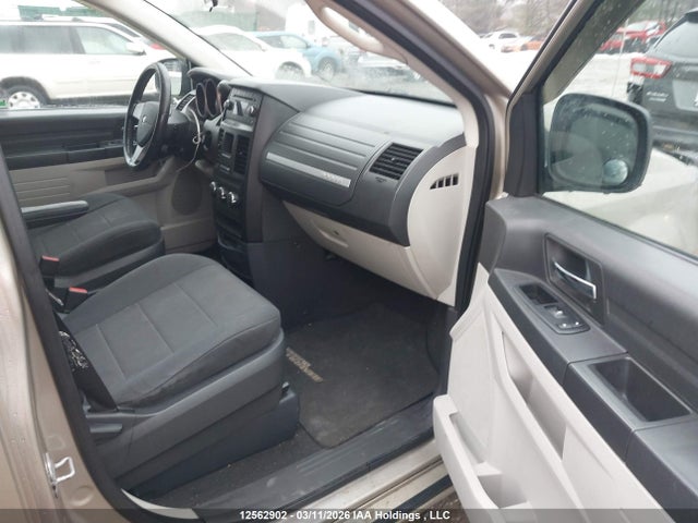 12562902 :رقم المزاد ، 2D8HN44HX8R601818 vin ، 2008 Dodge Grand Caravan Se مزاد بيع