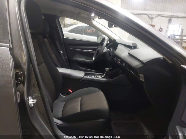 2019 Mazda Mazda3 მანქანა იყიდება აუქციონზე, vin: 3MZBPAB77KM114076, აუქციონის ნომერი: 12562907