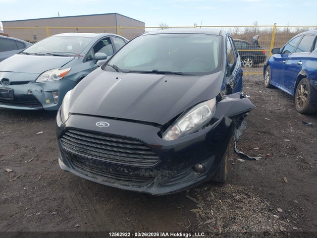 2019 Ford Fiesta Se მანქანა იყიდება აუქციონზე, vin: 3FADP4EJ4KM136126, აუქციონის ნომერი: 12562922