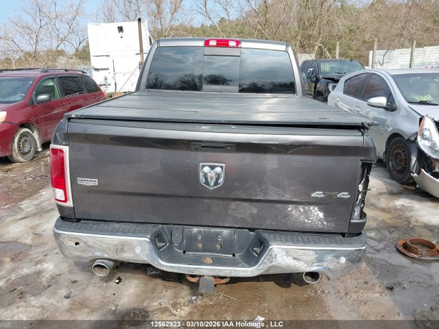 1C6RR7NMXFS678664 RAM 1500 Laramie
