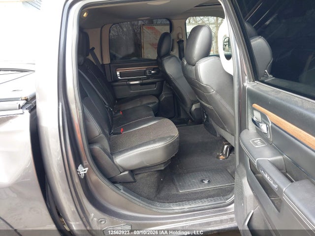 1C6RR7NMXFS678664 RAM 1500 Laramie