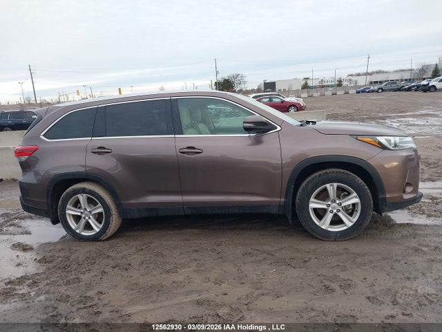 5TDJZRFH0KS916883 Toyota Highlander Se/xle