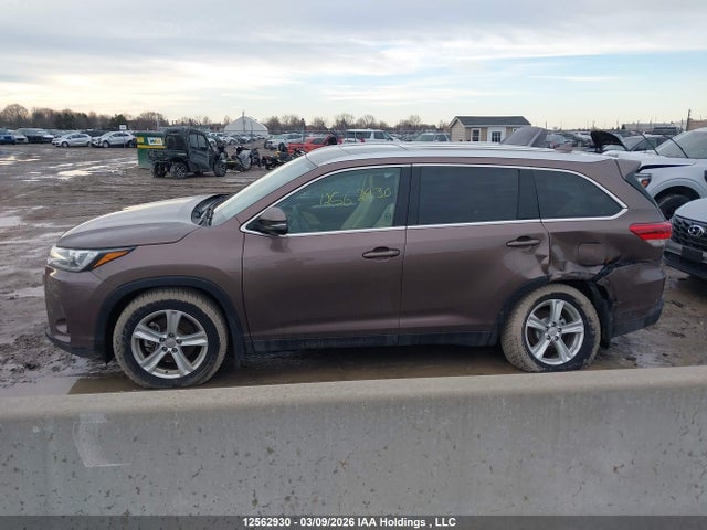 5TDJZRFH0KS916883 Toyota Highlander Se/xle