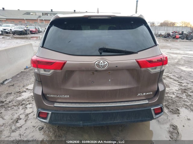 5TDJZRFH0KS916883 Toyota Highlander Se/xle