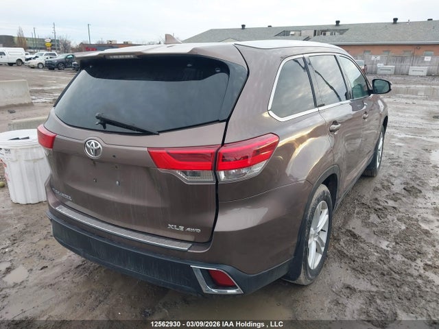 5TDJZRFH0KS916883 Toyota Highlander Se/xle