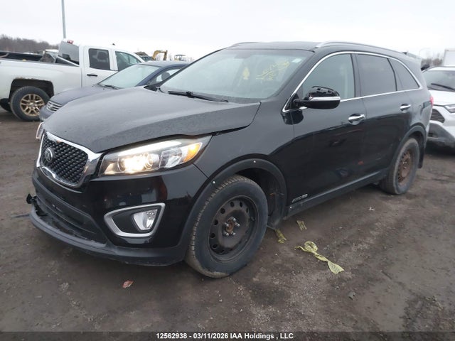 12562938 :رقم المزاد ، 5XYPGDA59JG352517 vin ، 2018 Kia Sorento Lx/l مزاد بيع