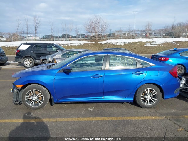 2017 Honda Civic Ex მანქანა იყიდება აუქციონზე, vin: 2HGFC2F86HH007747, აუქციონის ნომერი: 12562945