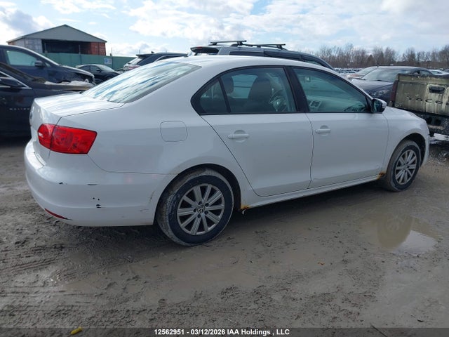 Продажа на аукционе авто 2012 Volkswagen Jetta 2.0l Comfortline, vin: 3VWBK7AJ8CM423524, номер лота: 12562951