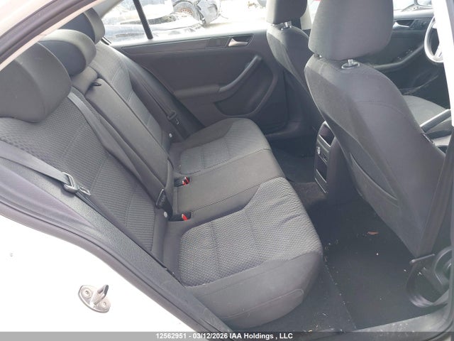 Продажа на аукционе авто 2012 Volkswagen Jetta 2.0l Comfortline, vin: 3VWBK7AJ8CM423524, номер лота: 12562951