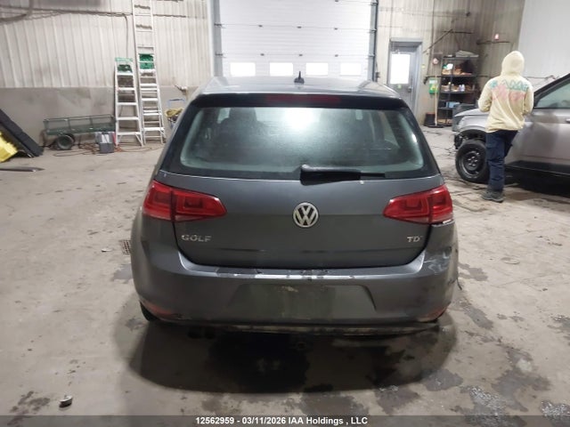 12562959 :رقم المزاد ، 3VWRA7AU7FM049228 vin ، 2015 Volkswagen Golf Tdi مزاد بيع