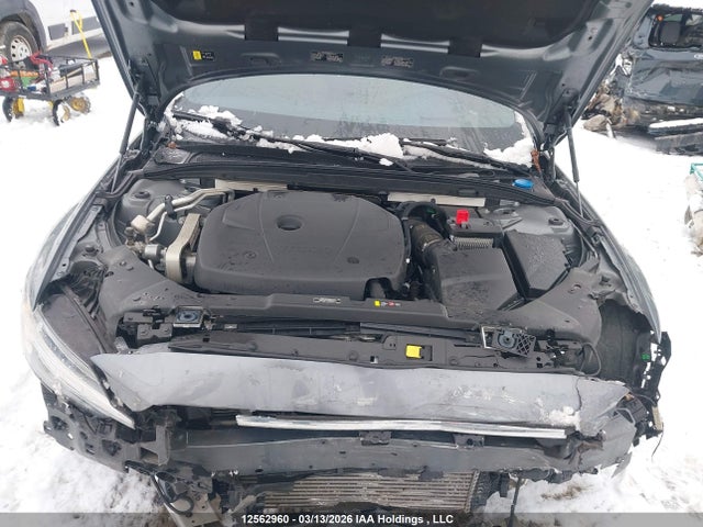 7JRA22TL6MG094853 Volvo S60 T6 Inscription