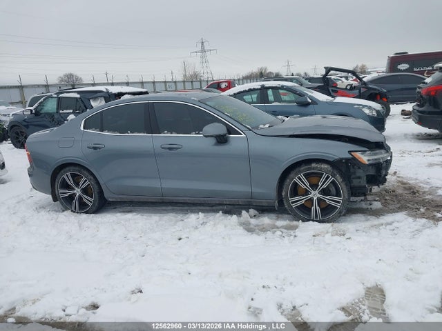 7JRA22TL6MG094853 Volvo S60 T6 Inscription