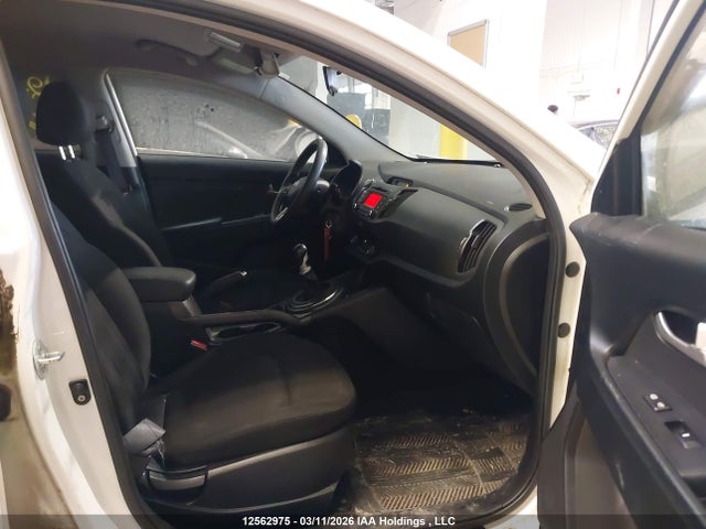12562975 :رقم المزاد ، KNDPB3A24C7273478 vin ، 2012 Kia Sportage مزاد بيع