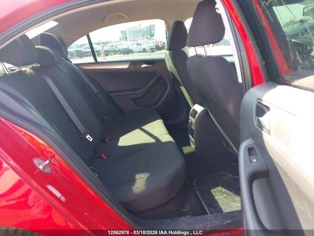 3VW267AJ8GM285770 Volkswagen Jetta