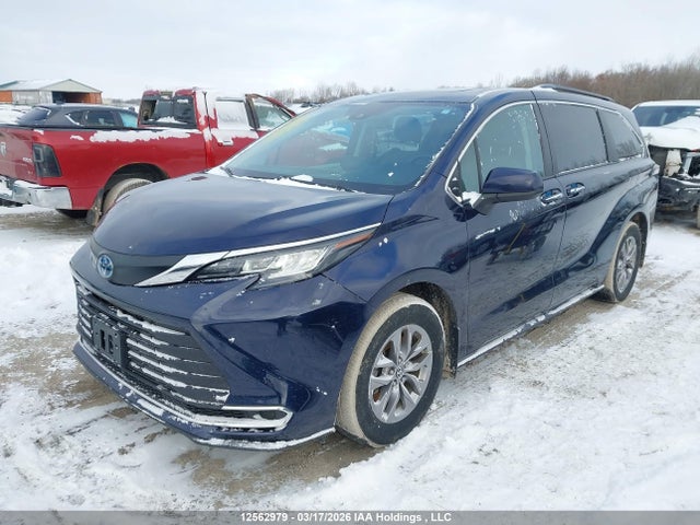 2023 Toyota Sienna Xle 8-passenger მანქანა იყიდება აუქციონზე, vin: 5TDGRKEC6PS138877, აუქციონის ნომერი: 12562979